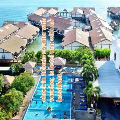 Tower and Water Seaview Lexis water chalet