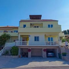 Apartments with parking space Rtina - Miocici, Zadar - 25034