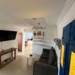 Casa completa a 70 m da praia dos ossos