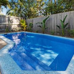 Noosa Tropical Beach Retreat Walk to Everything