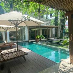 Big Promo! Pool Villa - Ha Noi - 5 Bed Room