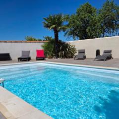 Villa avec Piscine à 15 min de La Rochelle, Proche Plages et Commerces - FR-1-706-13