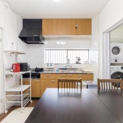 15 min to KIX Easy Namba 5 min to Kishiwada Up to8