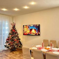 Двоповерховий Пентхаус с великим Джакузі біля метро Наукова