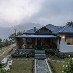 Alaya Stays Leopard Trails Duplex Hillside 2-Room Retreat