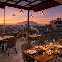Royal Chamber Rooms Restaurant & Rooftop Bar - Near Pashupatinath & Airport
