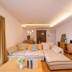 Shanghai Hills&High-end serviced apartments near Tianyaoqiao Road