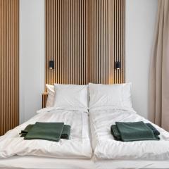 Central, Stylish, Nice View, 10 min to Old Town