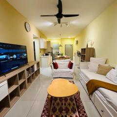 Cozy Lakeview in Shah Alam