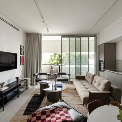 Mr Bialik - By TLV2GO