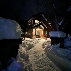 furanostay -private villa Accommodates up to 10 guests-