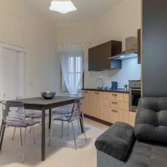 GuestHost - Classy Apartment with parking