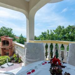 Apartman Lucija 2 by Villas Guide