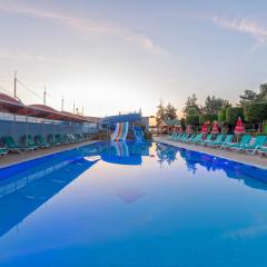 Lims Bona Dea Beach Hotel