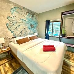 House Sea Front view - Swimming Pool