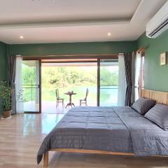 Mama Home Misty Lakeside