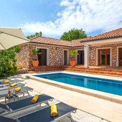 Vila Gostinjac 2 with pool Krk by Villas Guide
