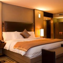 Hotel Vivanta Residency Delhi Airport