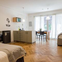 Metro Explorer 1BR near Hospital & Metro Baquedano