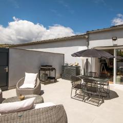 LA SUITE terrasse, wifi,parking,clim