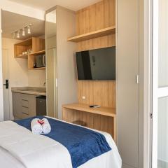 Studio com sacada no Centro - MAN1703