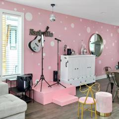 HotTub/Karaoke-10m DT-Beg Your Parton? Dolly’s HM