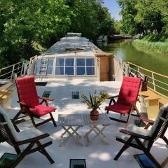 Péniche Haricot Noir Canal du Midi