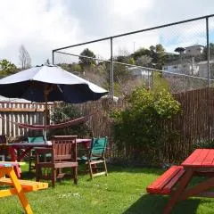 더 버그 백패커스(The Bug Backpackers)