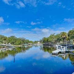 Relax on the Grand River! Bright Waterfront Home