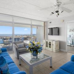 Gorgeous 3-Bedroom in English Towers Steps from the Beach!