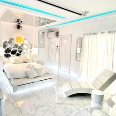 LA SUITE BLANCHE Loveroom