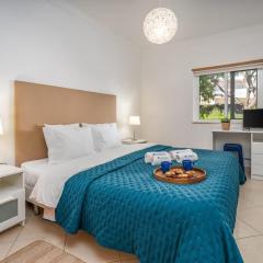 Bright & Comfortable Flat by HostWise