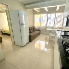 CA02- Quadra do mar no Calçadão da Praia Central - garagem