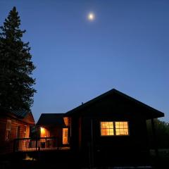 Snowmobile, ATV, Horseback Riding Haven with Quick Trail Access & Games & Entertainment Room