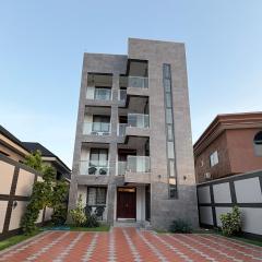 Kingsbridge Royale Apartments