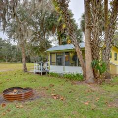 Hawthorne Anglers Cabin with Lake and Dock Access!