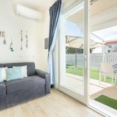 The Shell Beach House - 2 steps from the sea