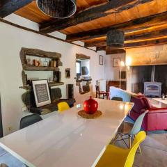 Countryside Gite with Pool with Views