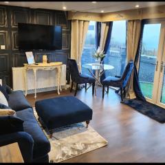 Mary Queen of Scott's Lodge