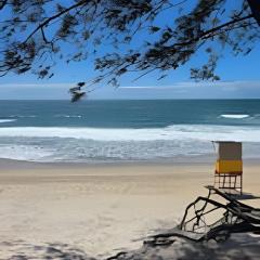 cobertura pé na areia com banheira vista mar