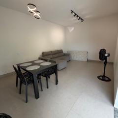 Casa aconchegante com 02 quartos climatizados