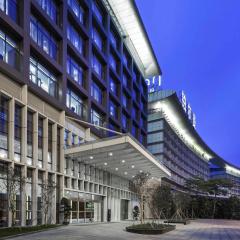 Pullman Guangzhou Baiyun Airport - Free Shuttle Bus & Official Registration Agency during Canton Fair