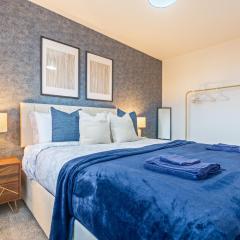 #83 Stylish 3 bed 2 bath Wigston Home with Parking