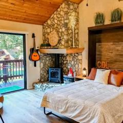 Casa del Lago-Condo In Town & Trails nearby