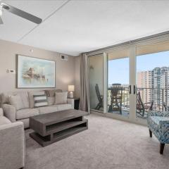 Beautiful 2 Bedroom Condo at the Quay!