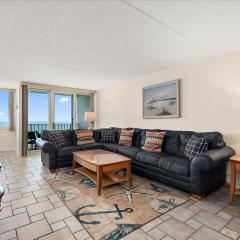3 Bedroom Direct Oceanfront Condo in Quay with Indoor & Outdoor Pools!