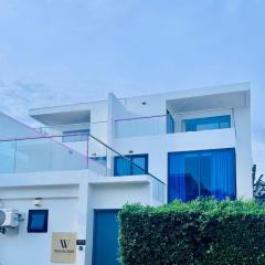 Wonderland Sapphire 8 Bedroom Luxury Villa