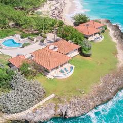 Maltese Falcon Villa - by ZenBreak