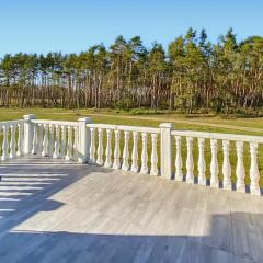 5 Bedroom Cozy Home In Nowe Warpno