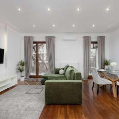 Elegant Apartment with Air Conditioning and Underground Parking by Renters Prestige